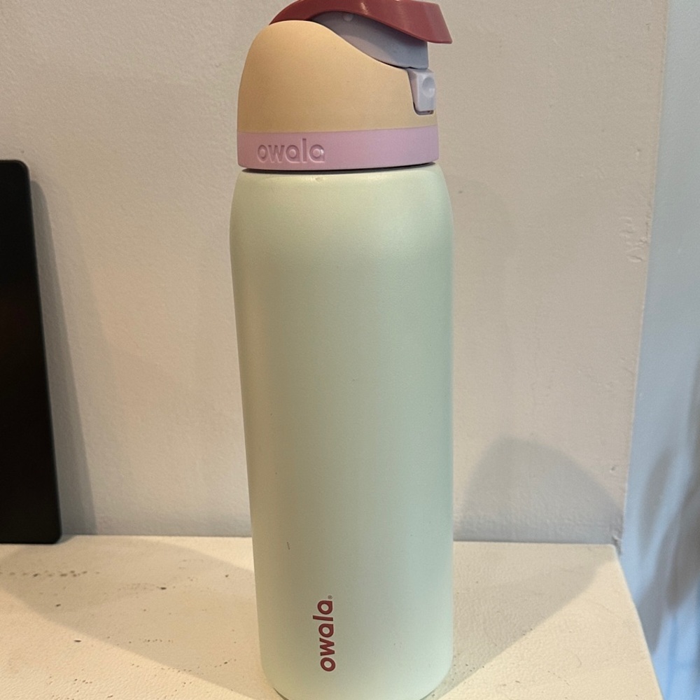 Owala Coastal Mist Water Bottle